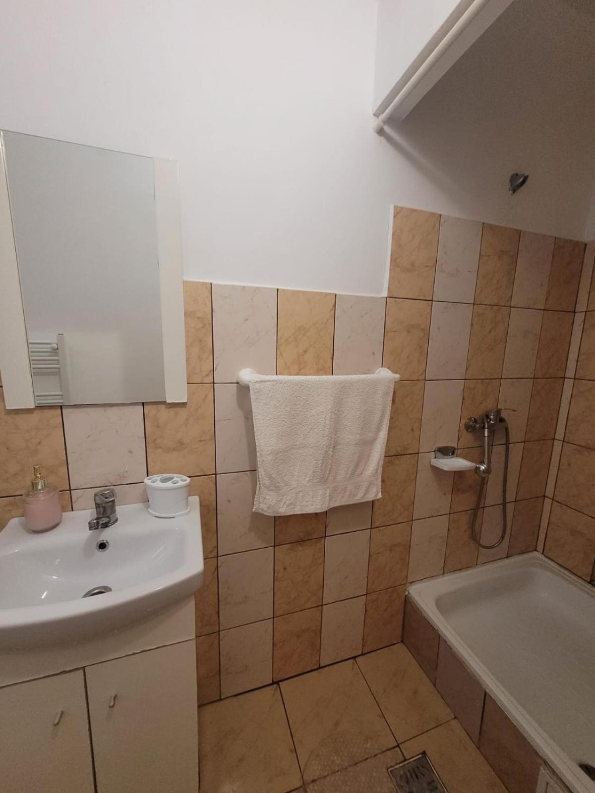Cazare Eforie Nord, Plaja Acapulco, Garsoniere Four Studios, Bucatarie Comuna, Baie Proprie, Etaj 4, Fara Lift Buitenkant foto
